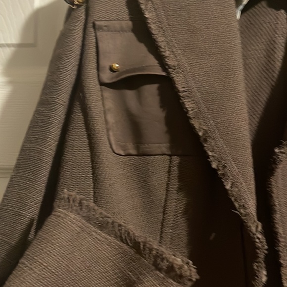 Blazer - Picture 11 of 11